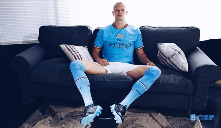 环足奖年度最佳女足球员候选：邦马蒂、普特利亚斯、凯莉在列（邦马蒂、普特利亚斯、凯莉入围环足奖年度最佳女足球员）