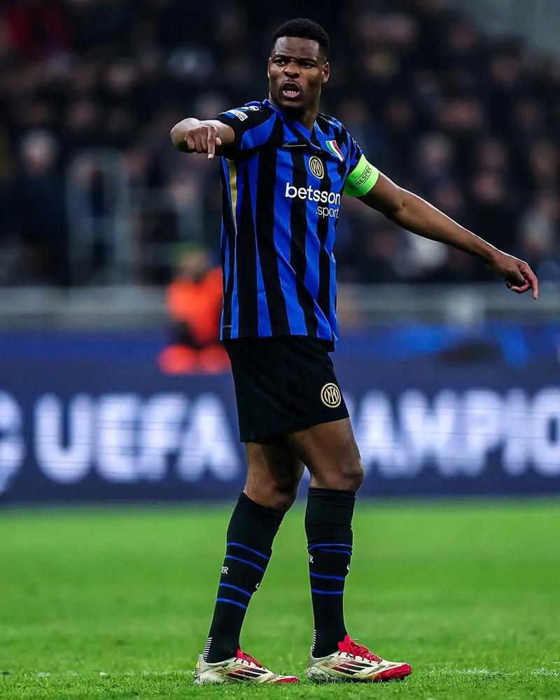 德凯特拉雷：战胜切尔西非常美好，或许加纳乔现在了解我们了