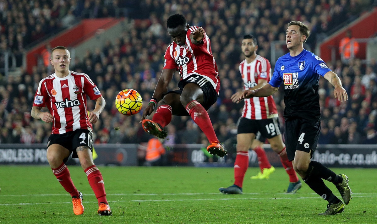 斯内德：姆巴佩会赢得2026年金球奖；没有人效力皇马时想离开（斯内德：2026年金球奖看好姆巴佩；在皇马效力时没人想离队）